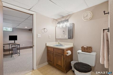 60 Simon Road Enfield CT 06082