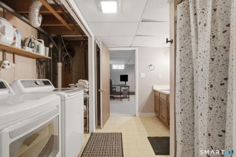 60 Simon Road Enfield CT 06082