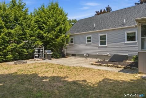 60 Simon Road Enfield CT 06082