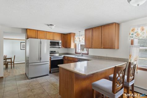 60 Simon Road Enfield CT 06082