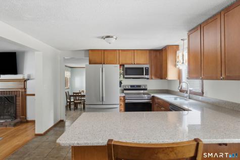 60 Simon Road Enfield CT 06082