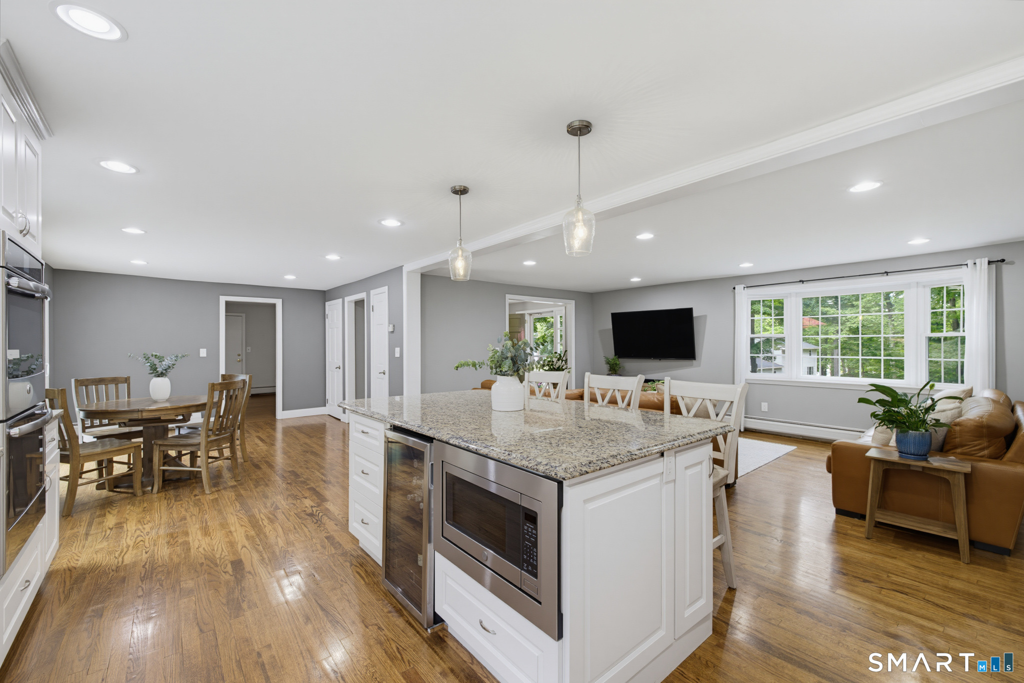 158 Orchard Hill Drive South Windsor CT 06074