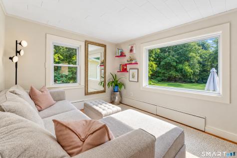 328 North Stonington Road Stonington CT 06378