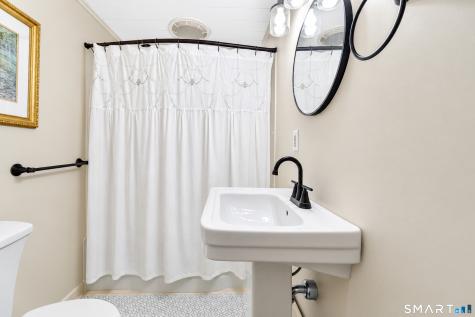 328 North Stonington Road Stonington CT 06378