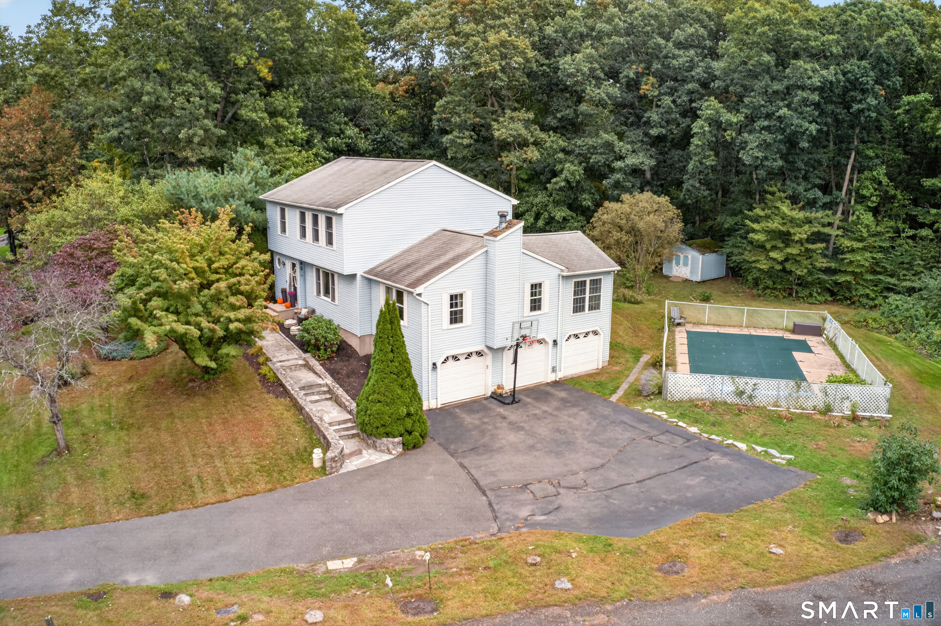 18 Rockridge Terrace Prospect CT 06712