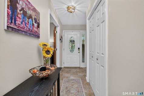 18 Rockridge Terrace Prospect CT 06712