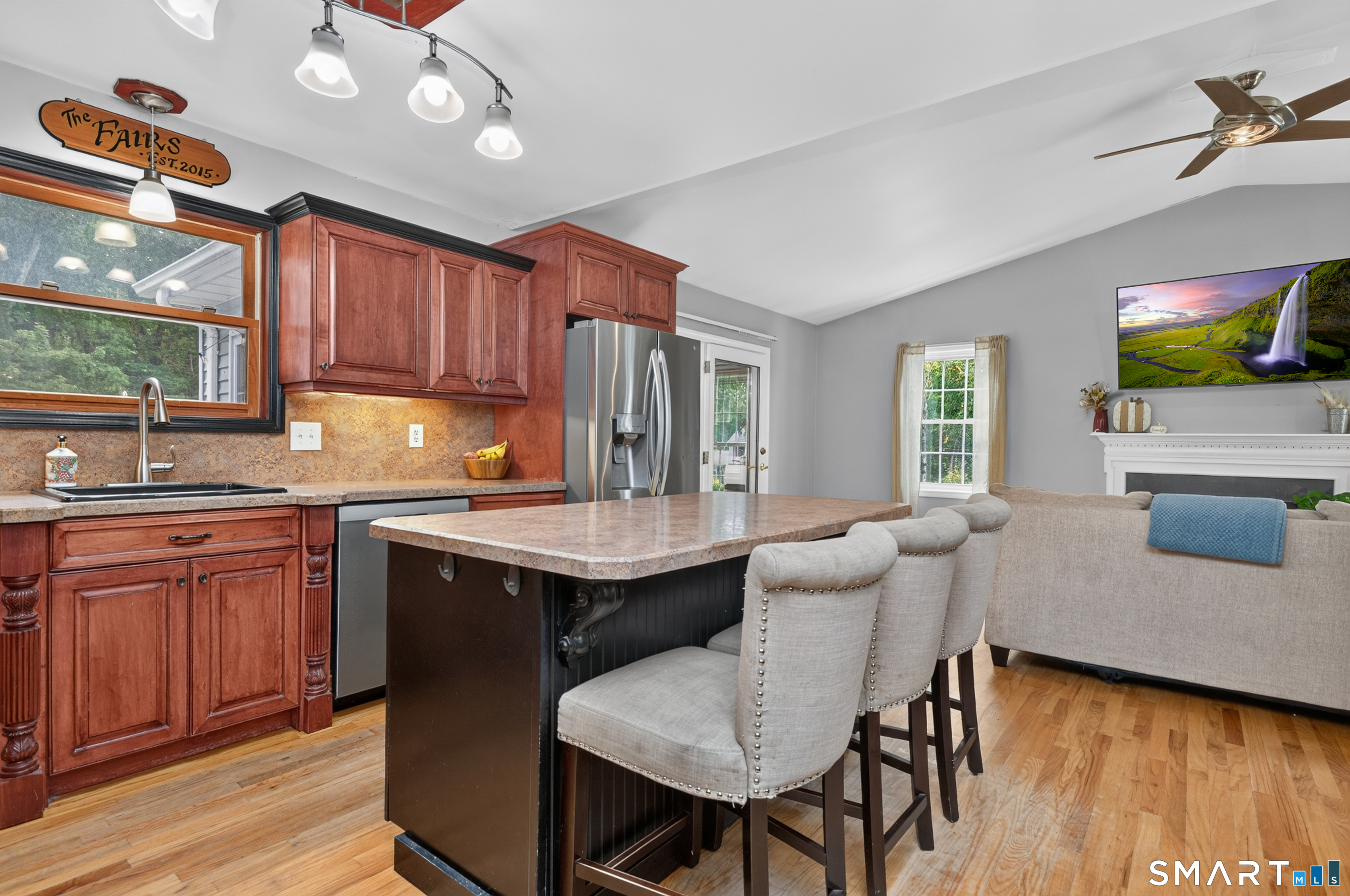 18 Rockridge Terrace Prospect CT 06712
