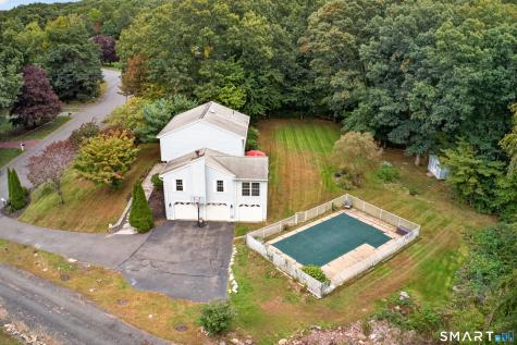 18 Rockridge Terrace Prospect CT 06712