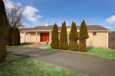 2 Guernsey Road Brookfield CT 06804