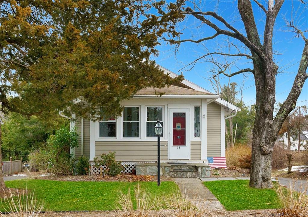 33 Yale Avenue Middlebury CT 06762