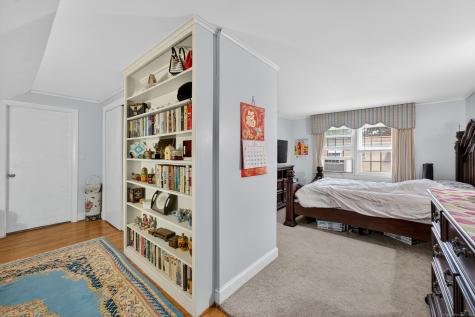 15 Saint John Street Manchester CT 06040