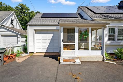 15 Saint John Street Manchester CT 06040