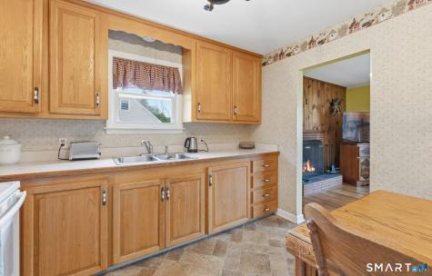 12 Pickerel Cove Trail Old Lyme CT 06371