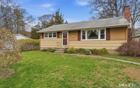 12 Pickerel Cove Trail Old Lyme CT 06371