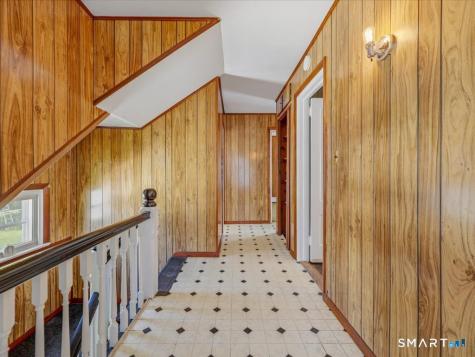 49 Cole Street New London CT 06320