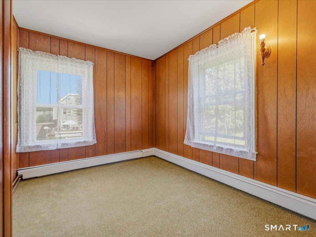 49 Cole Street New London CT 06320