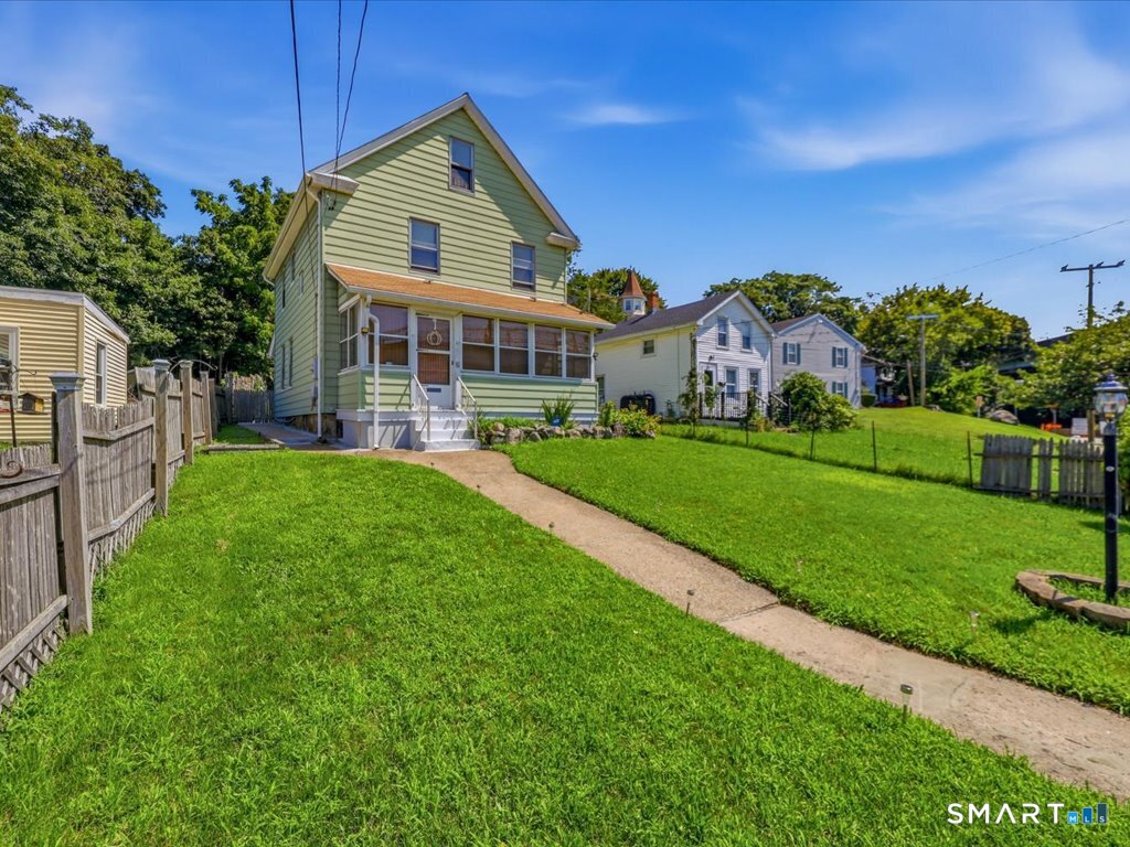 49 Cole Street New London CT 06320