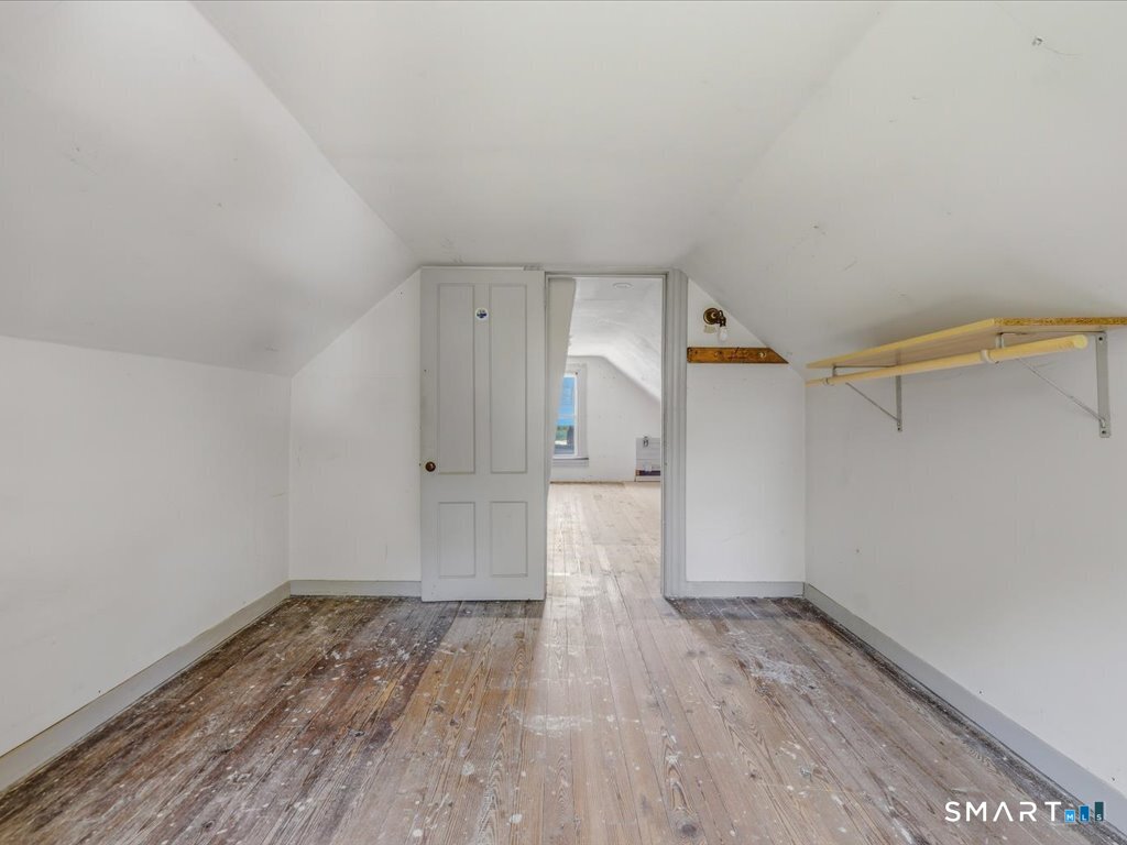49 Cole Street New London CT 06320