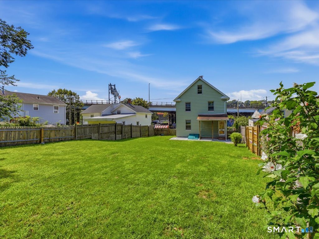 49 Cole Street New London CT 06320