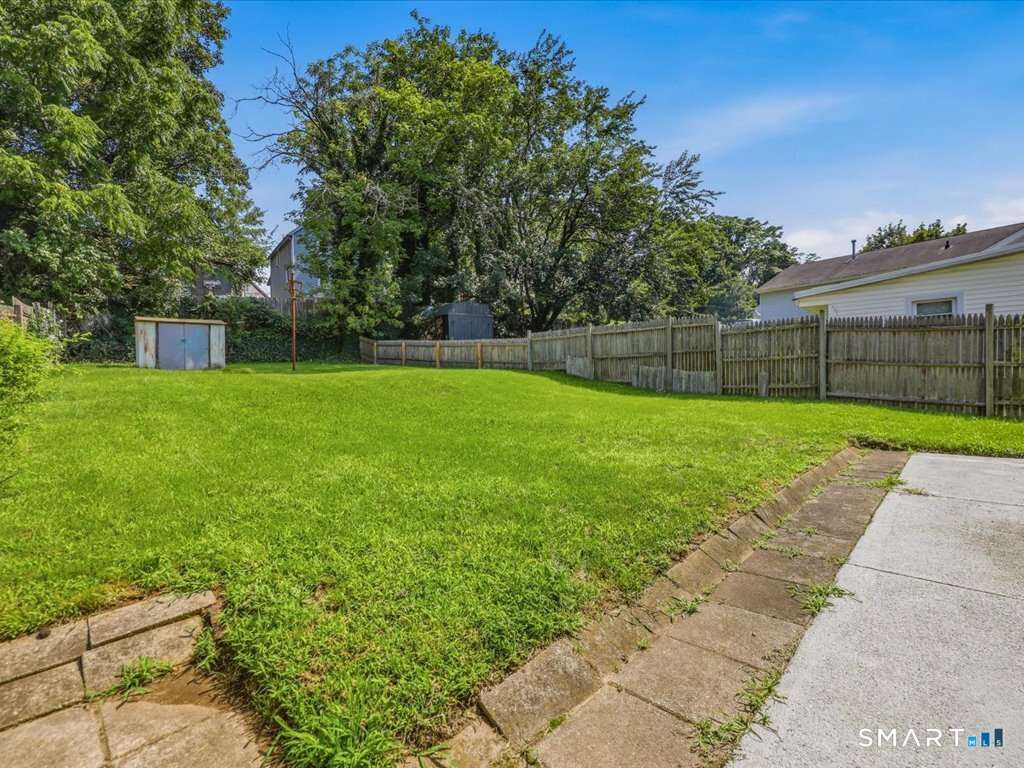 49 Cole Street New London CT 06320