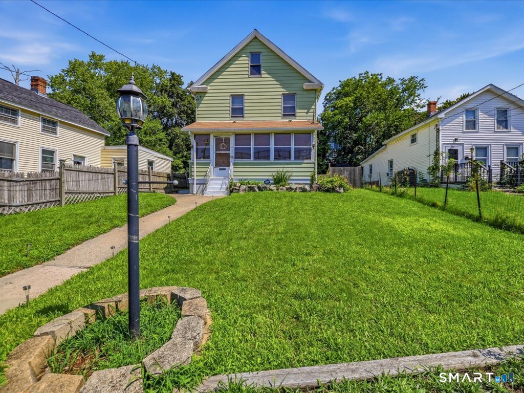 49 Cole Street New London CT 06320