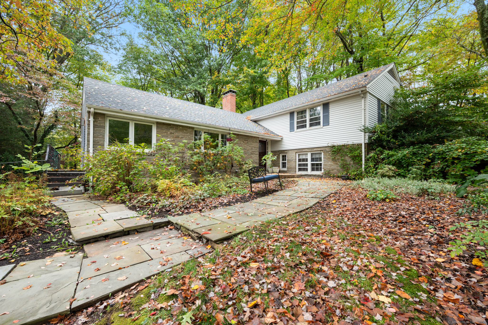 94 Richmond Lane West Hartford CT 06117