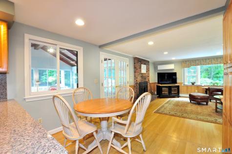 472 Firetown Road Simsbury CT 06070