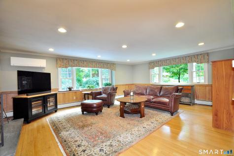 472 Firetown Road Simsbury CT 06070