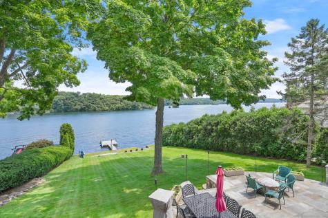 35 Knollcrest Road New Fairfield CT 06812