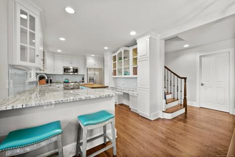 35 Knollcrest Road New Fairfield CT 06812