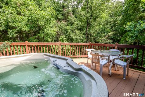 48 Pleasant Rise Extension Brookfield CT 06804