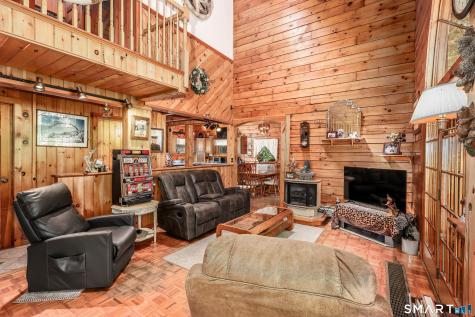 48 Pleasant Rise Extension Brookfield CT 06804