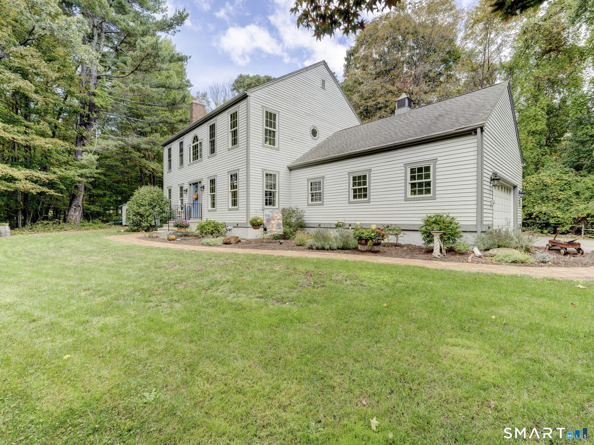 8 Fenton Bluffs Drive Willington CT 06279