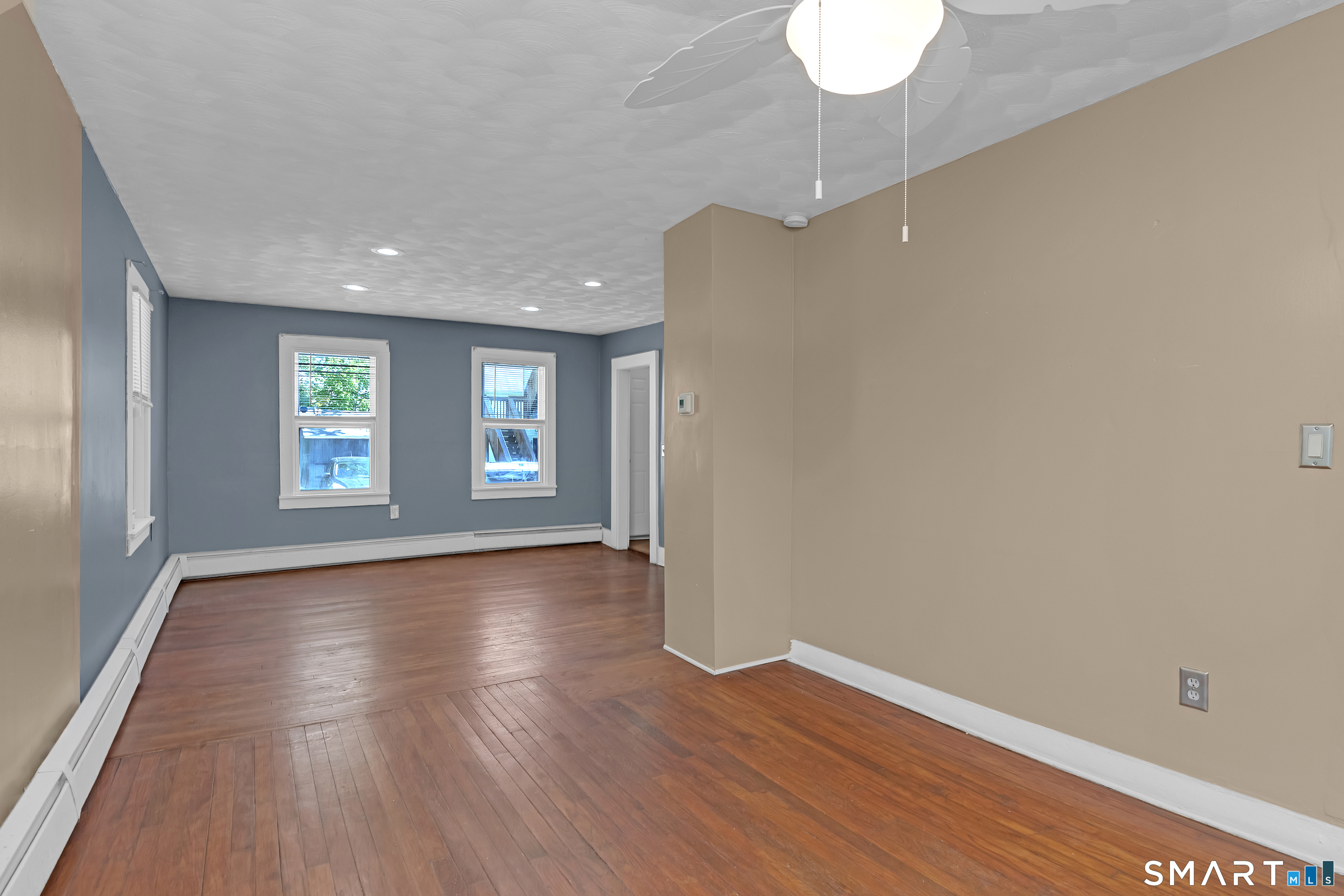 30 Durfey Street Norwich CT 06360