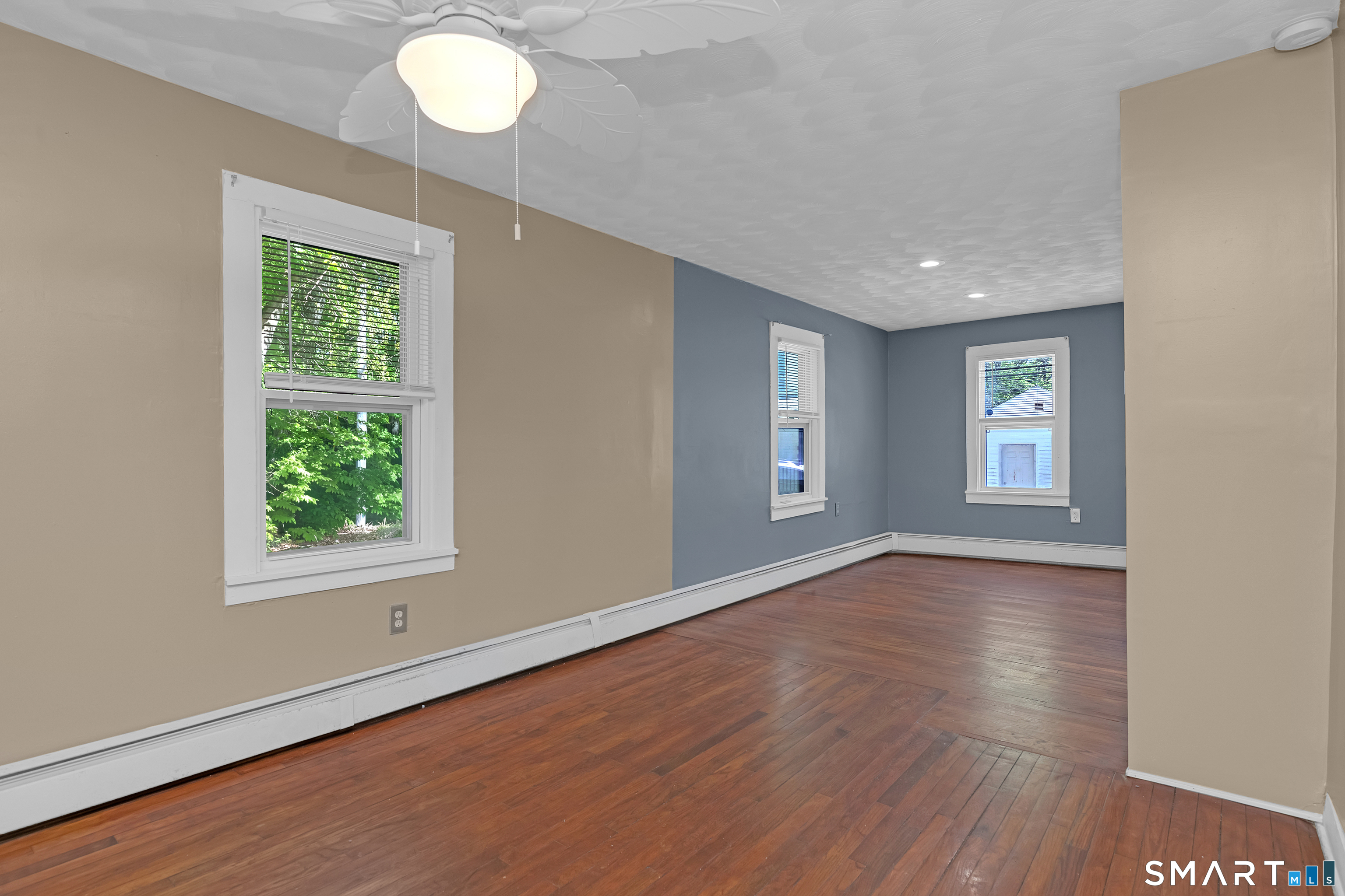 30 Durfey Street Norwich CT 06360