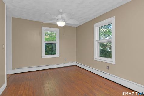 30 Durfey Street Norwich CT 06360