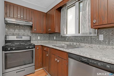 30 Durfey Street Norwich CT 06360