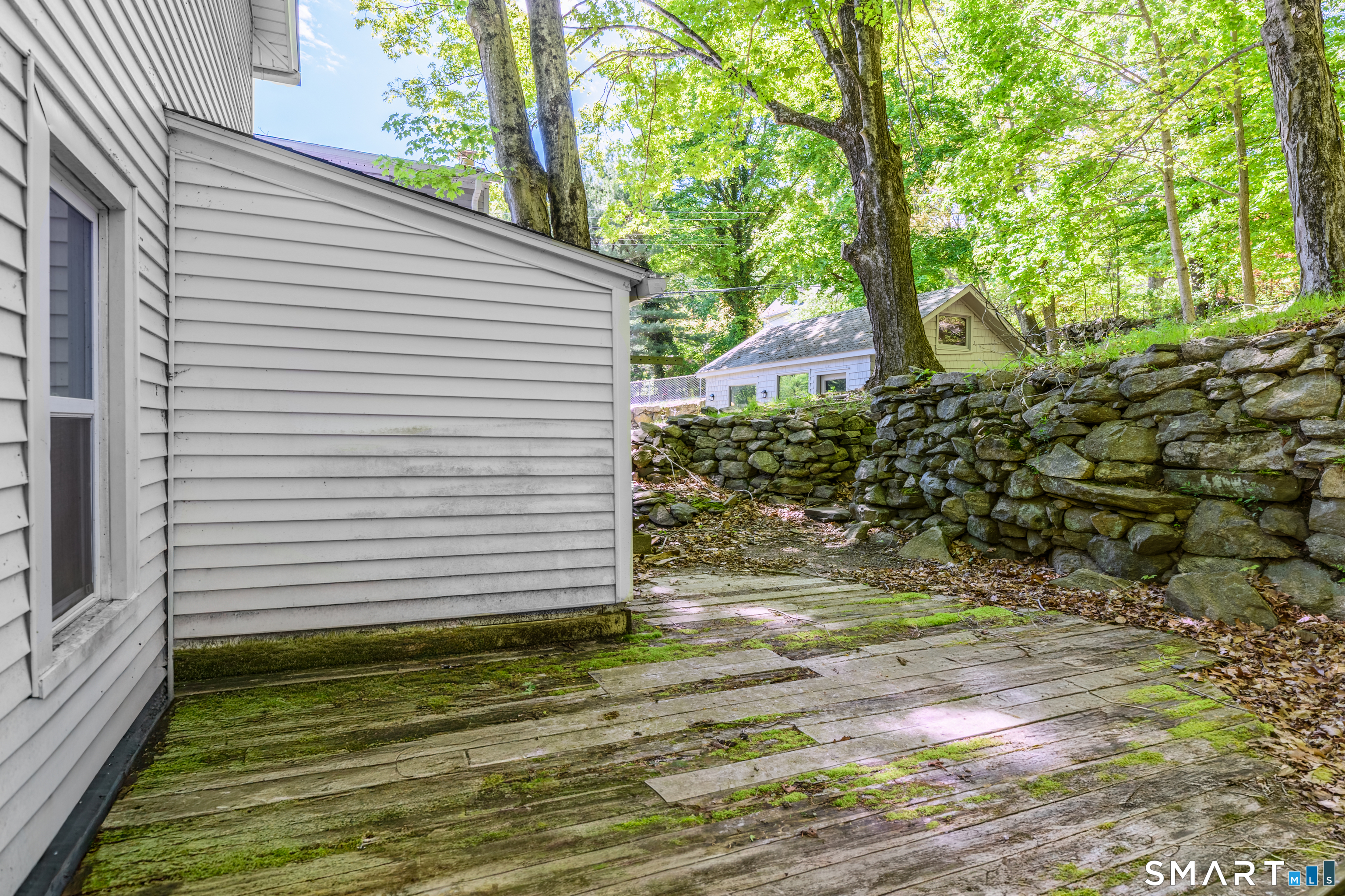 30 Durfey Street Norwich CT 06360