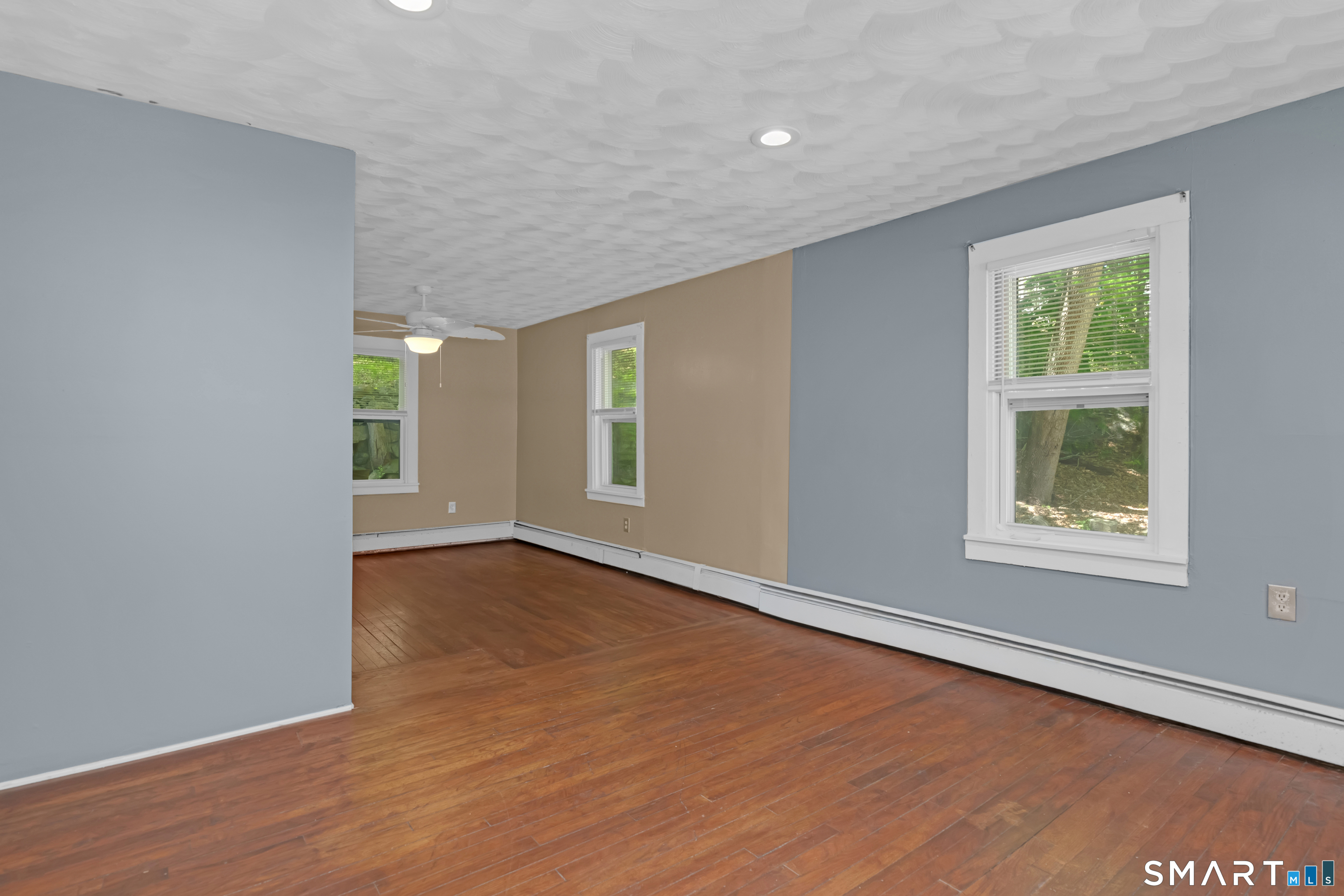 30 Durfey Street Norwich CT 06360