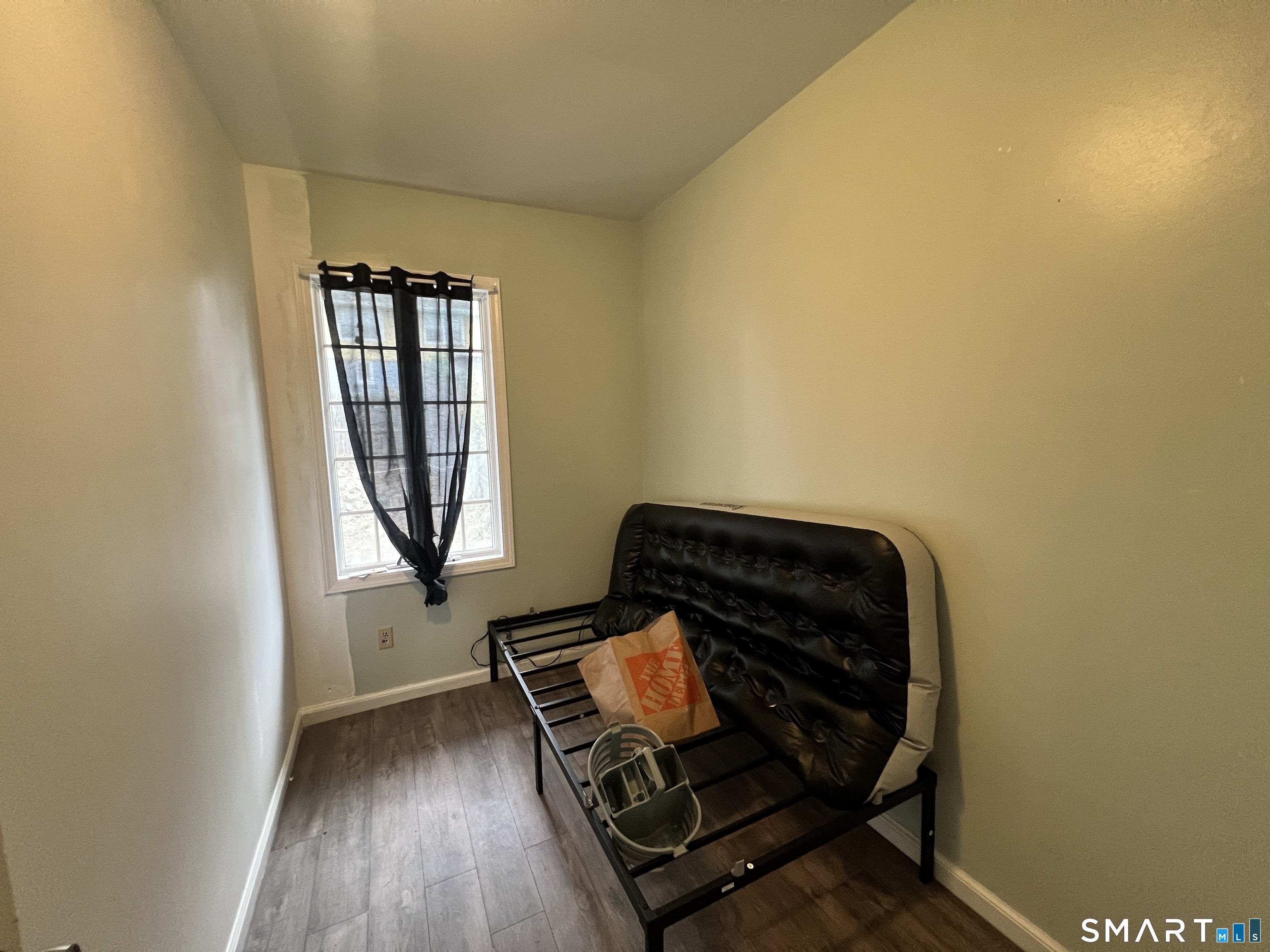 366 Dover Street Bridgeport CT 06610