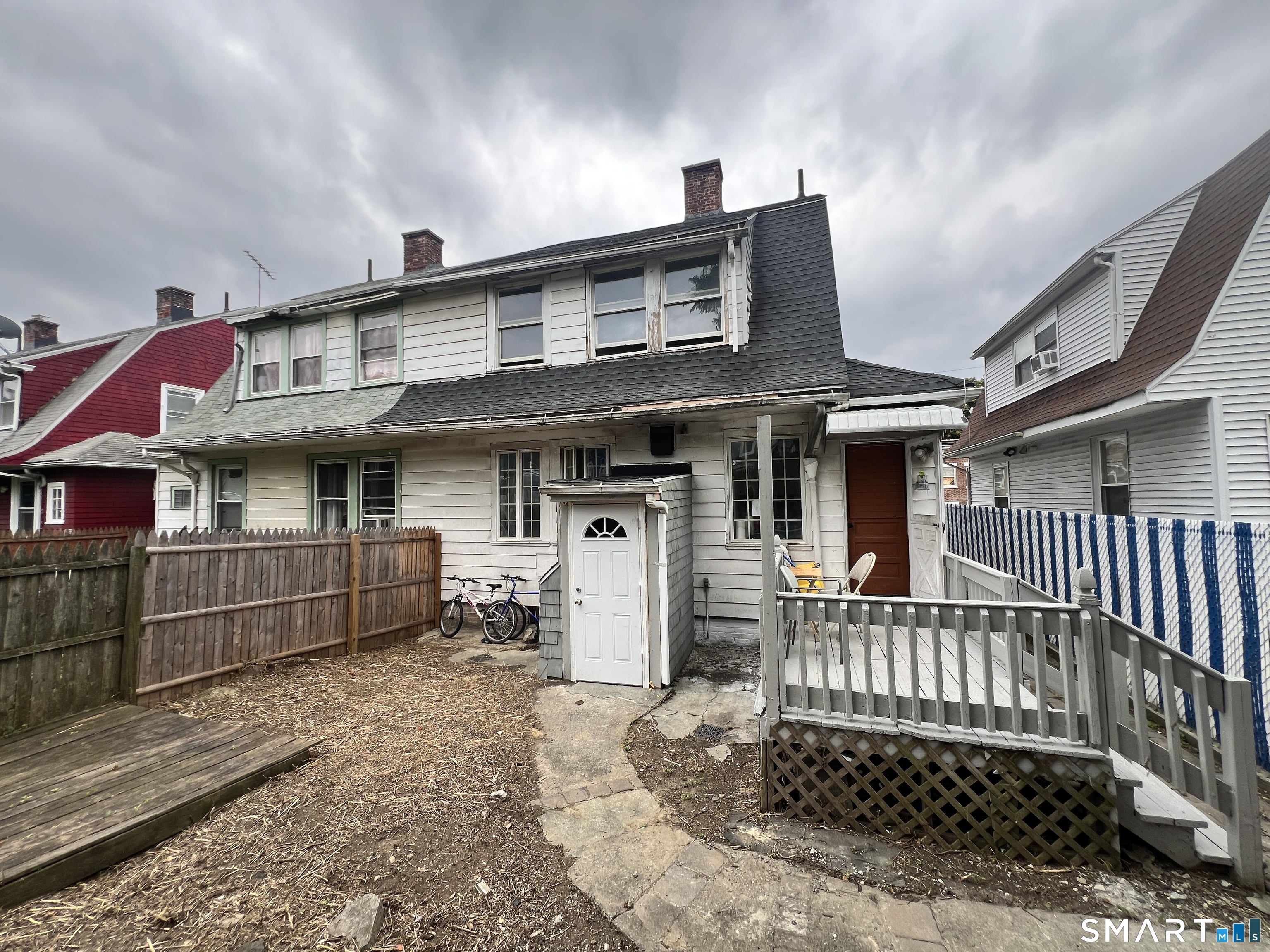 366 Dover Street Bridgeport CT 06610