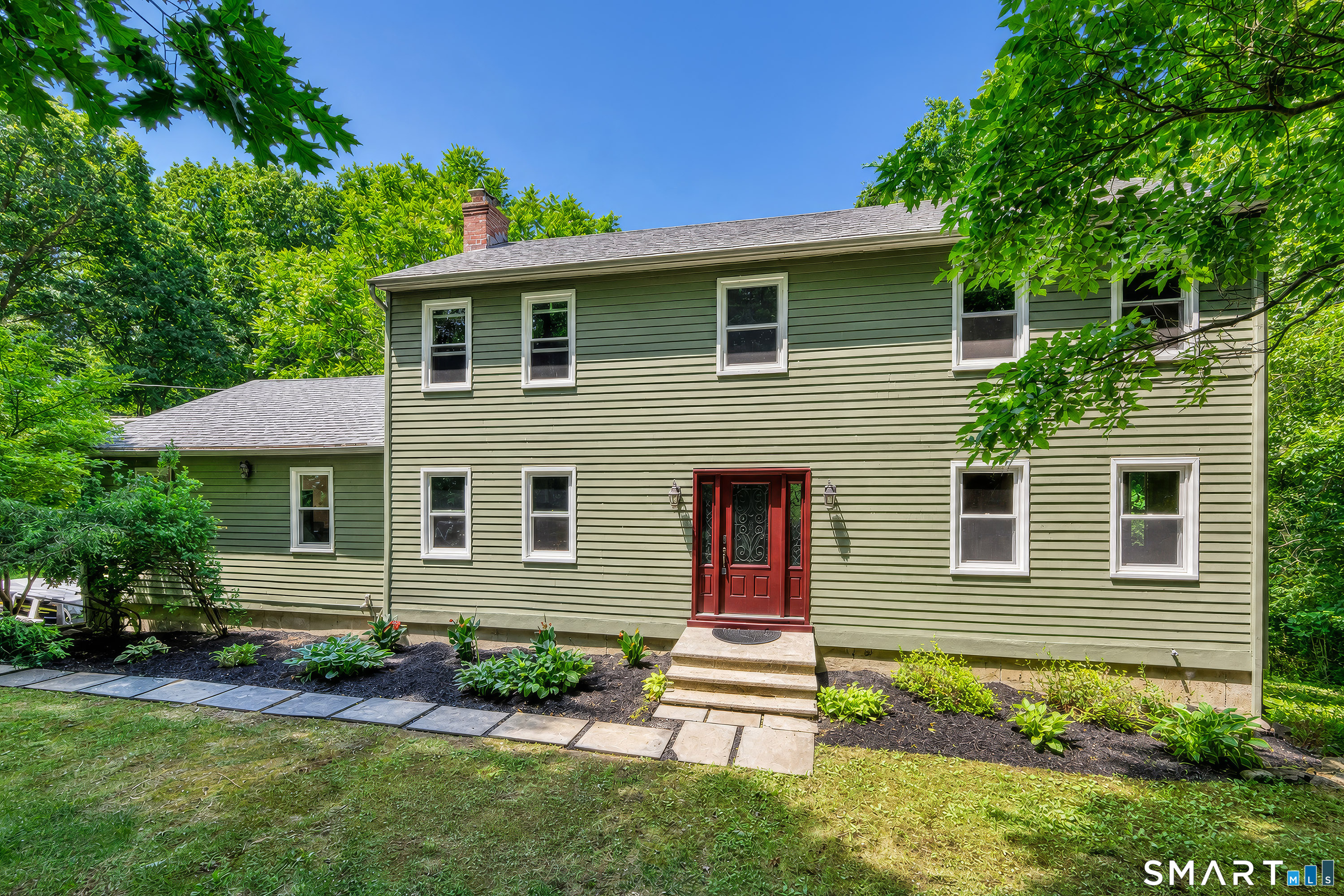 26 Mountain Laurel Lane Newtown CT 06482