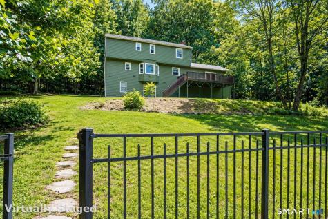 26 Mountain Laurel Lane Newtown CT 06482