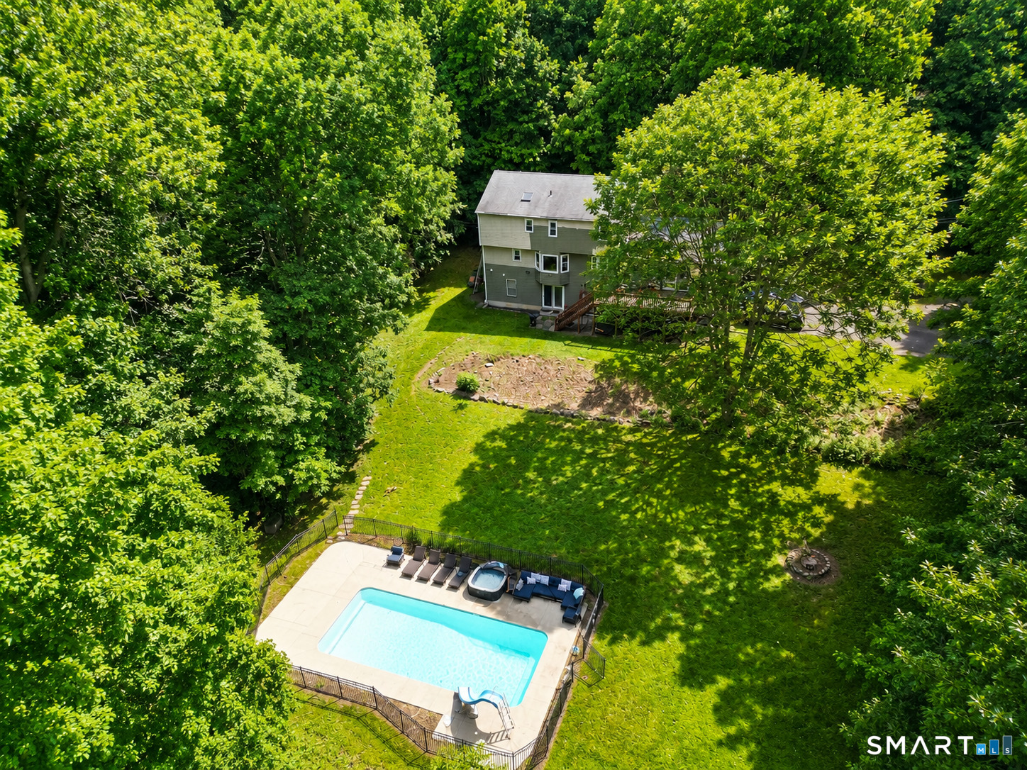 26 Mountain Laurel Lane Newtown CT 06482