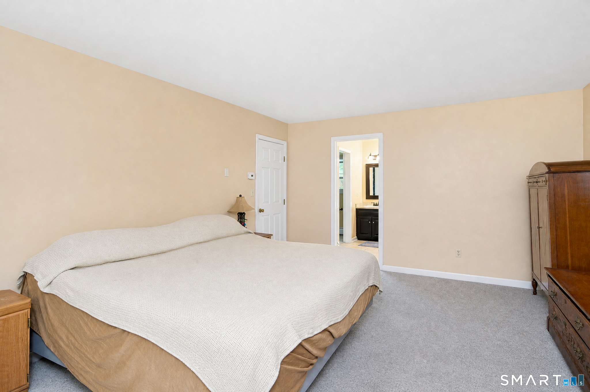 26 Mountain Laurel Lane Newtown CT 06482