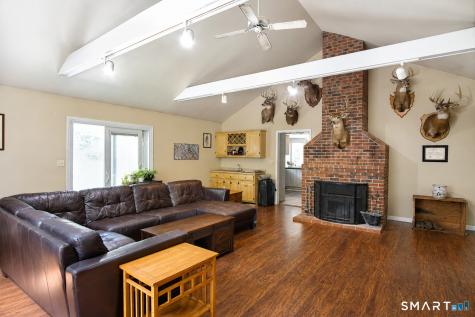 26 Mountain Laurel Lane Newtown CT 06482
