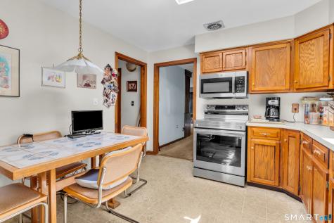 704 Towner Swamp Road Guilford CT 06437