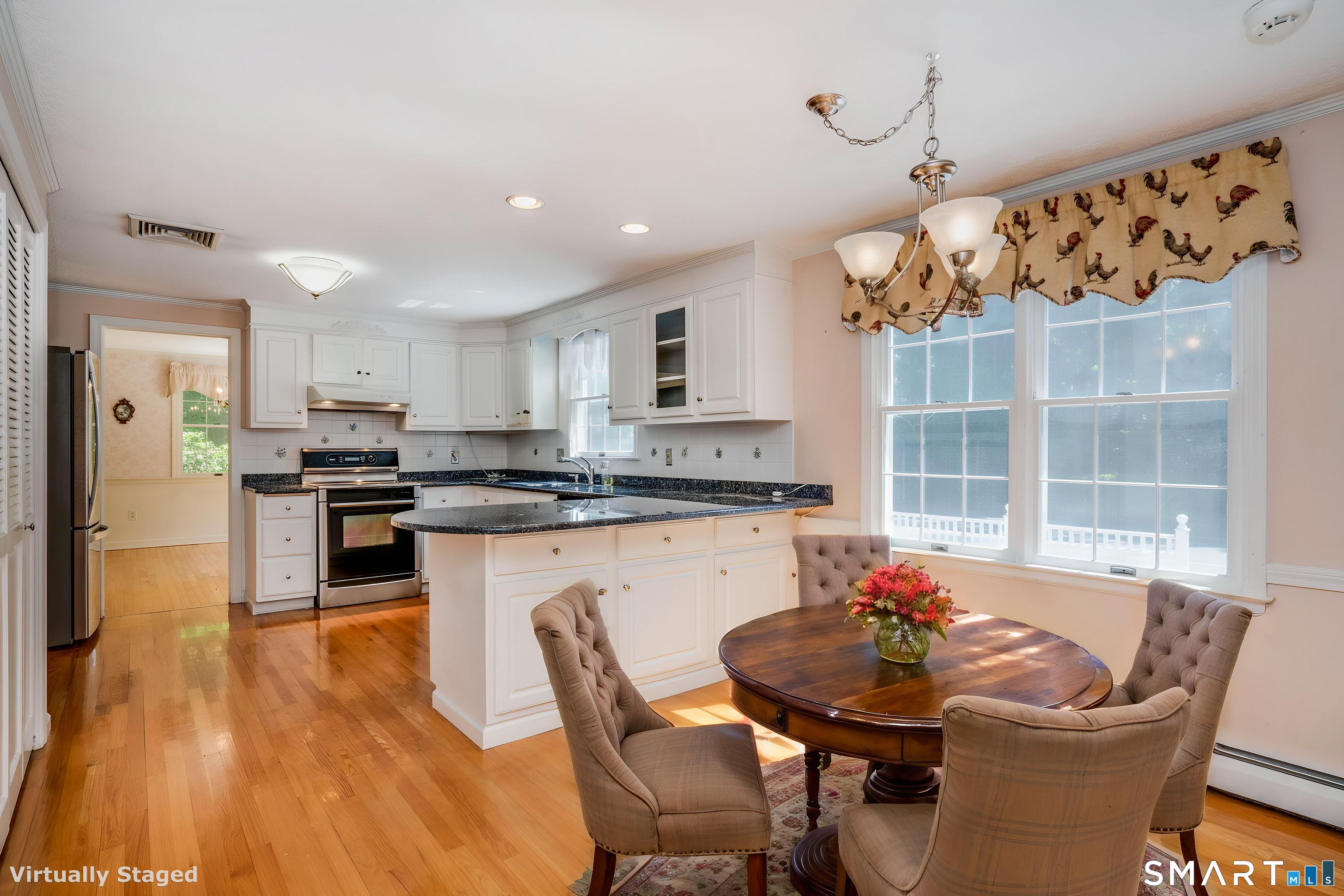 290 Old Farms Road Simsbury CT 06070
