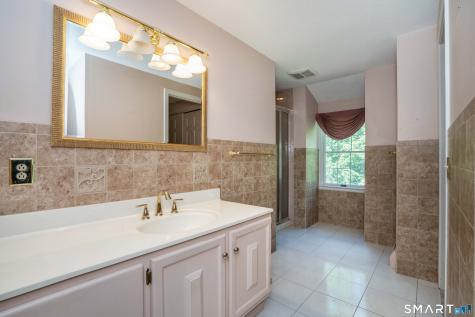 290 Old Farms Road Simsbury CT 06070