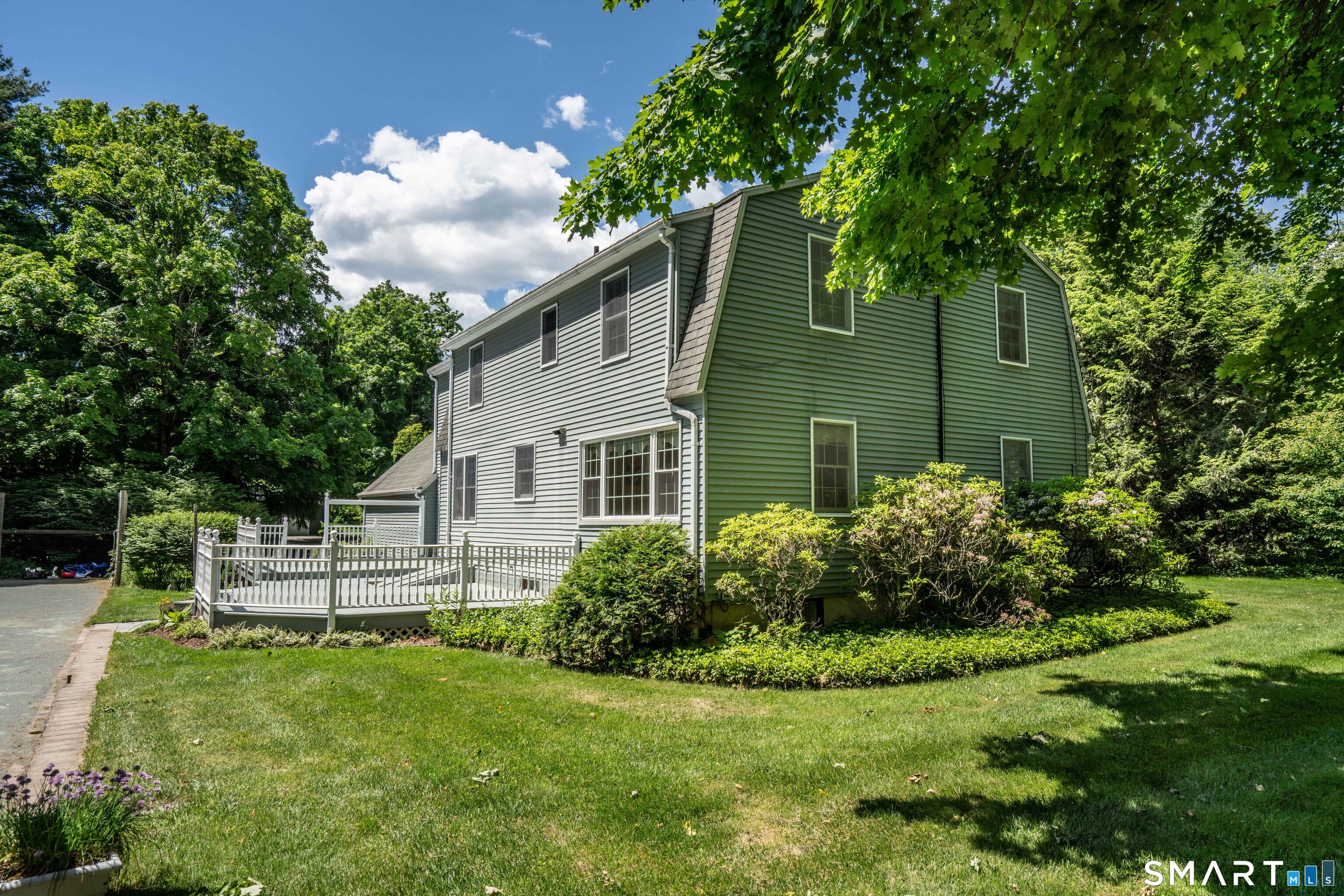 290 Old Farms Road Simsbury CT 06070